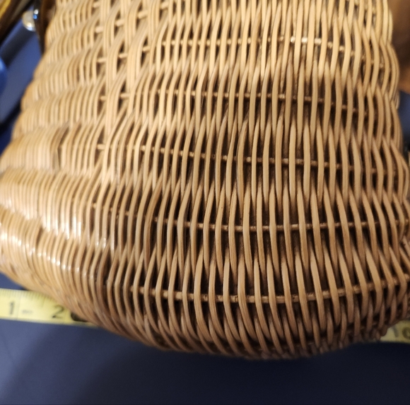 Vintage Rattan Bag with Double Lucite Handles - Picture 16 of 16
